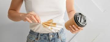 Quitar café de la ropa sin dejar aureola